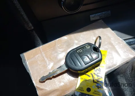 2013 Ford Mustang V6 из США, поврежденный, VIN 1ZVBP8AM1D5255413